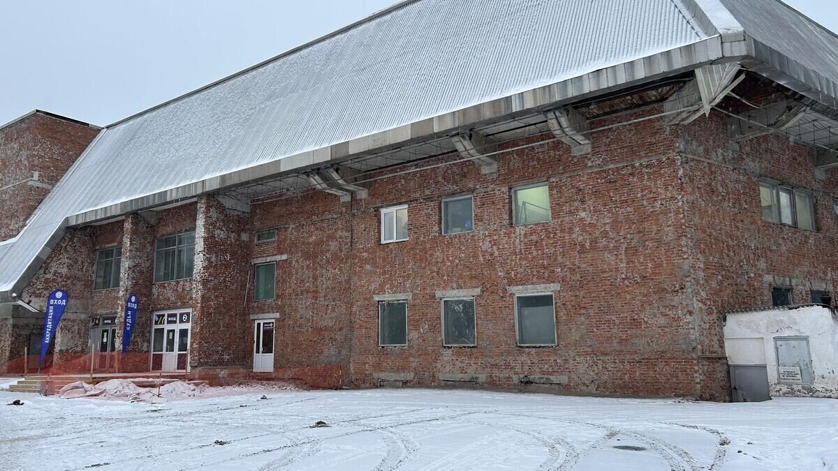    Здание пермского УДС "Молот"© Фото