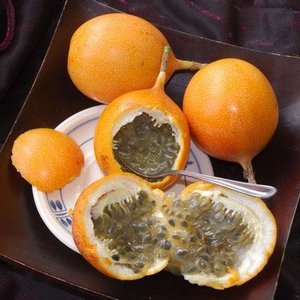 Жёлтая маракуйя