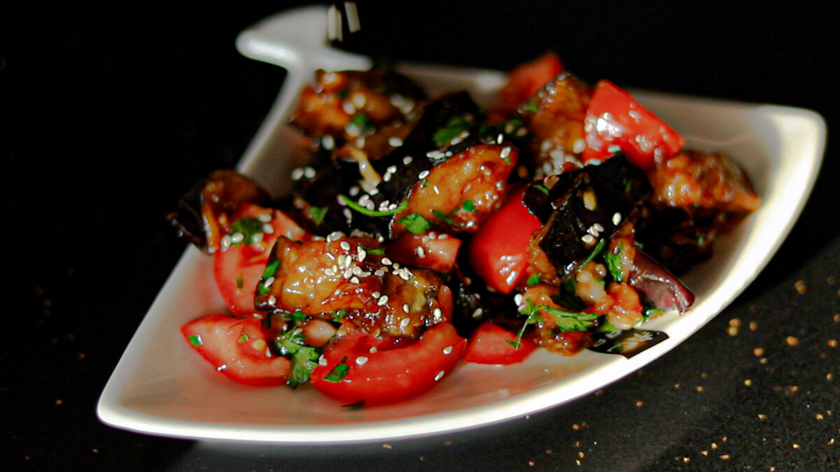 Баклажаны с томатами 