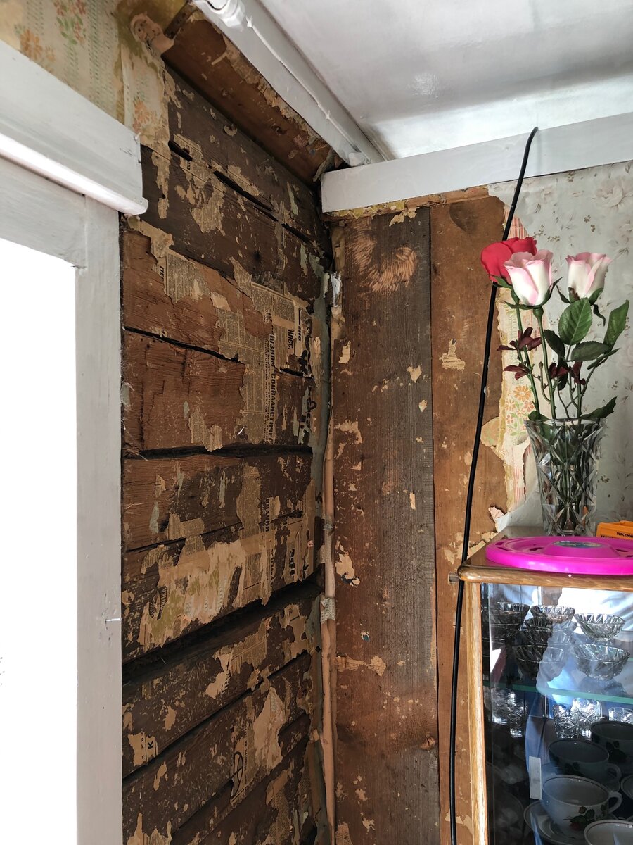 Странные канавки на доске