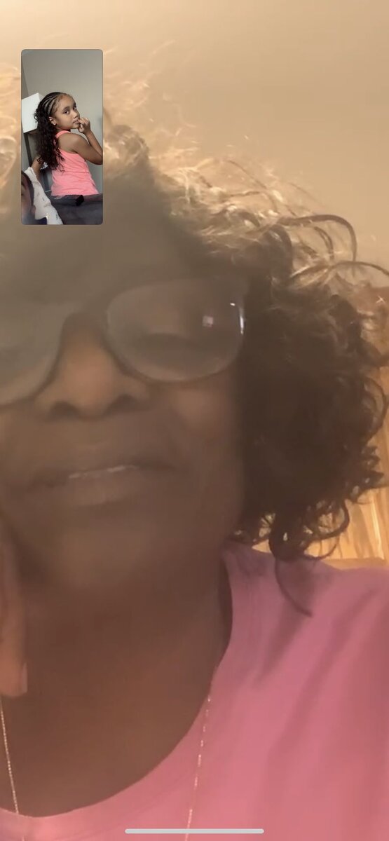 Мама героя - Тоннетт