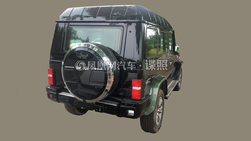 Шпионские фото 3-дверного варианта Beijing BJ80/Carscoops