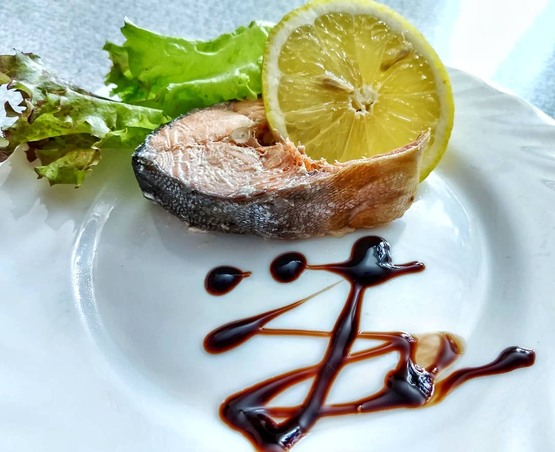Из моих архивов. Горбуша и бальзамический соус