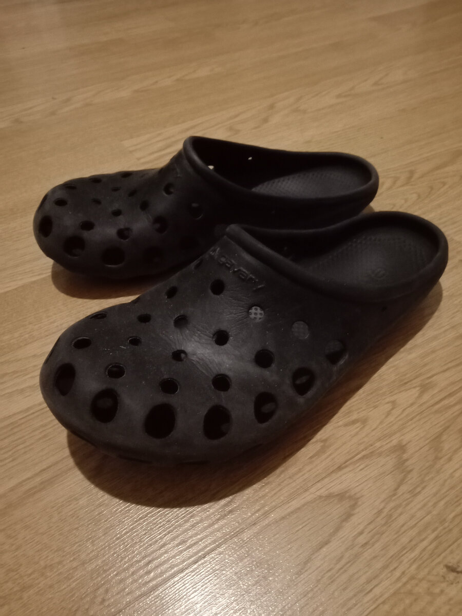 Мои кроксы.  Из личного архива.