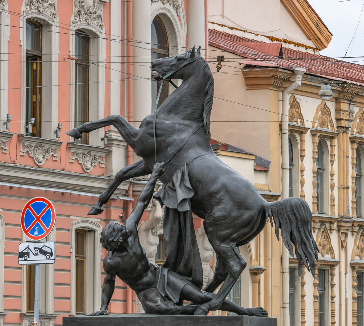 санкт петербург аничков мост кони