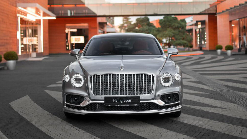 Bentley Flying Spur авария