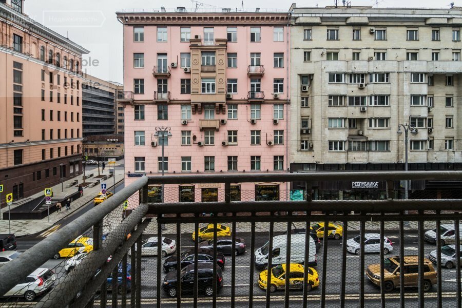 Квартиры тверская 12. МЕНТОВСКИЙ дом. Тверская квартиры. 4 Тверская Ямская 22. Движение квартиры на Тверской.