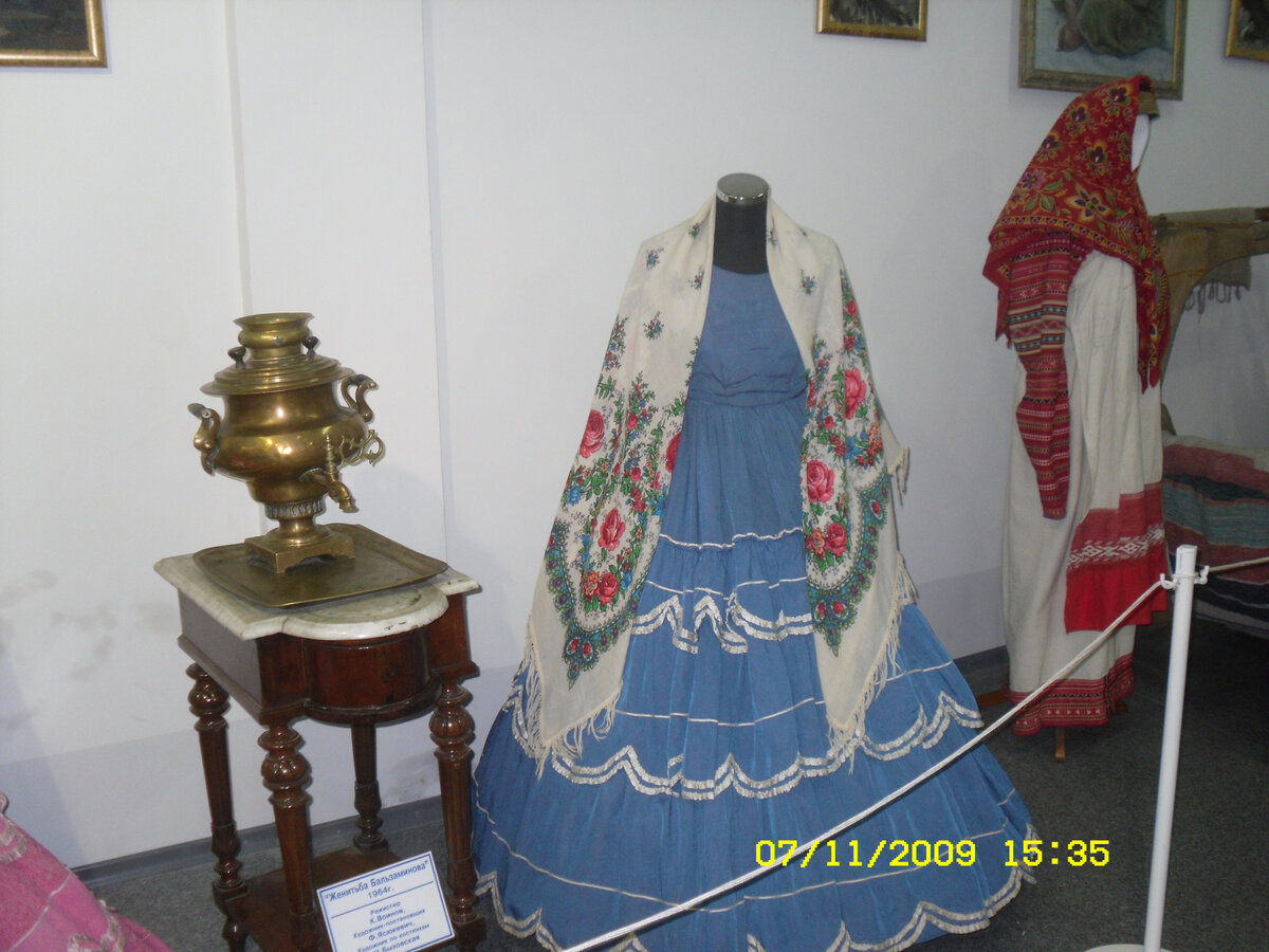 Фото галереи сняты автором поста в музее"Мосфильма"