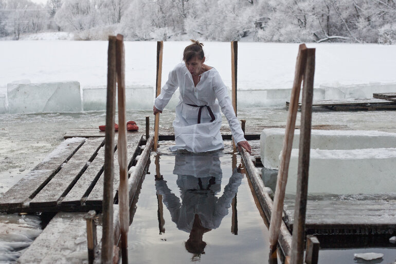 Крещенские купания в Петербурге. Фото: Baltphoto/ Валентин Егоршин