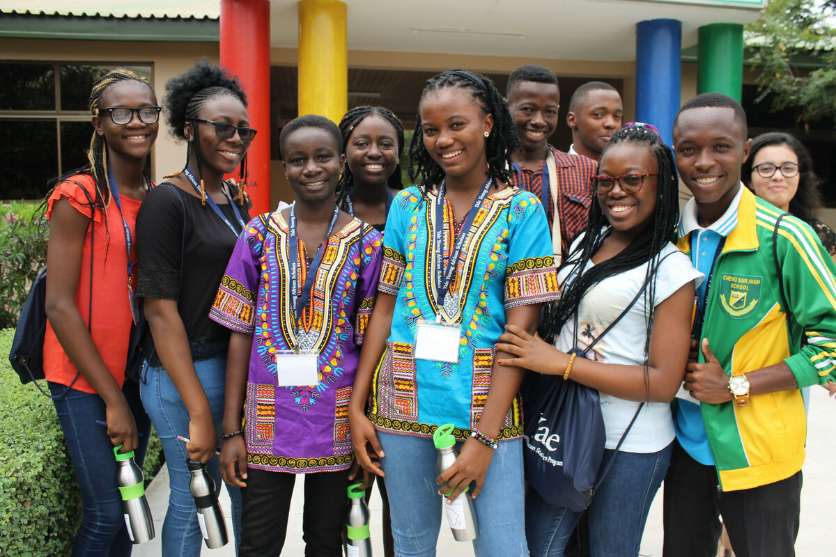 Фото взято с https://news.yale.edu/sites/default/files/yyas-13.jpg