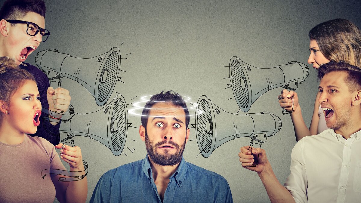 вот так нам навязывают "общественное мнение"