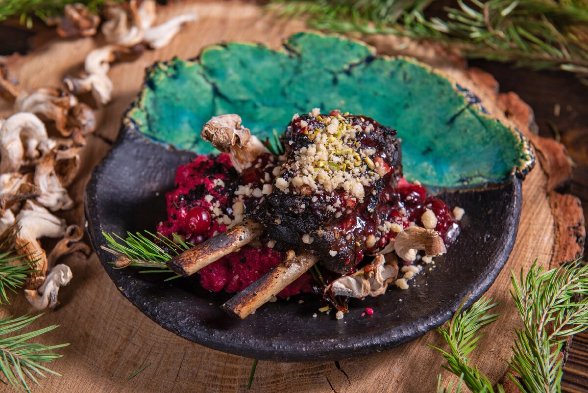 Медвежьи ребра с ягодным BBQ