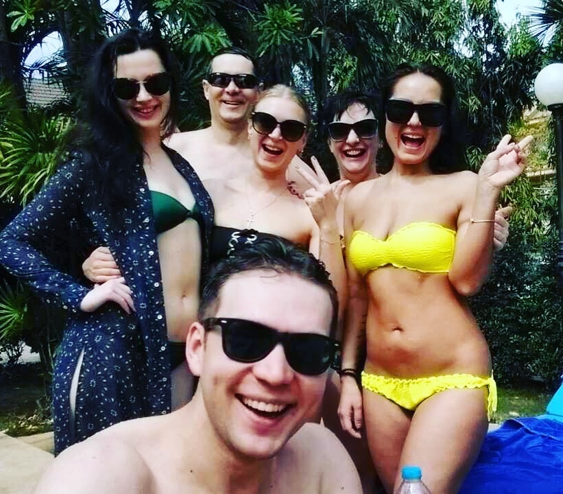 Наша дружная компания очкариков