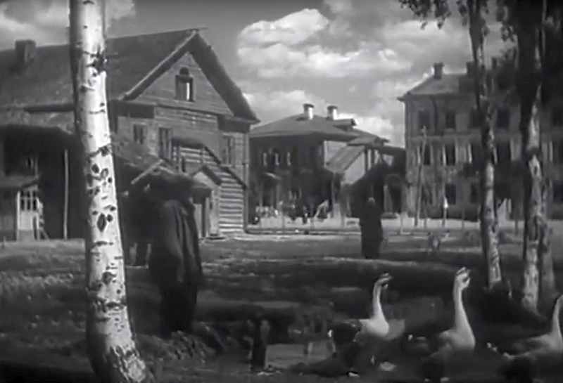 Кадр из фильма "Доктор Калюжный"