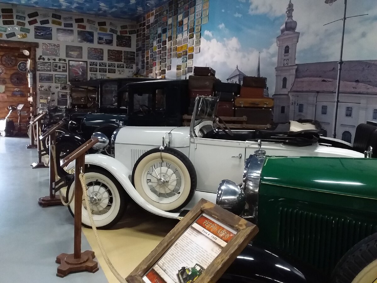 Шикарные авто начала 20 века!  Фото из личного архива.