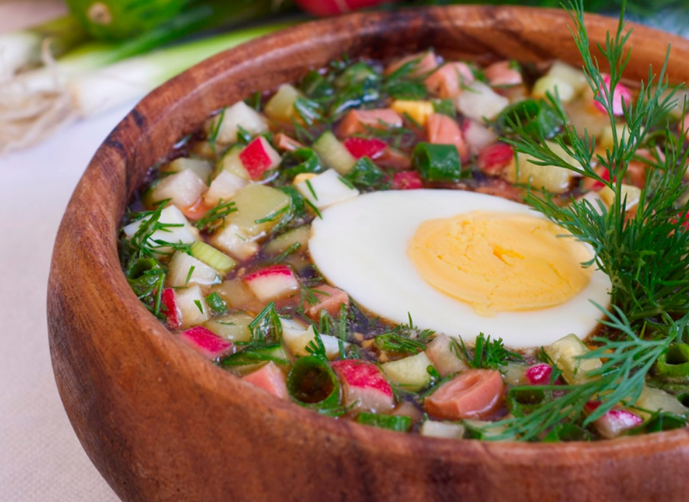 Окрошка на квасе мясная