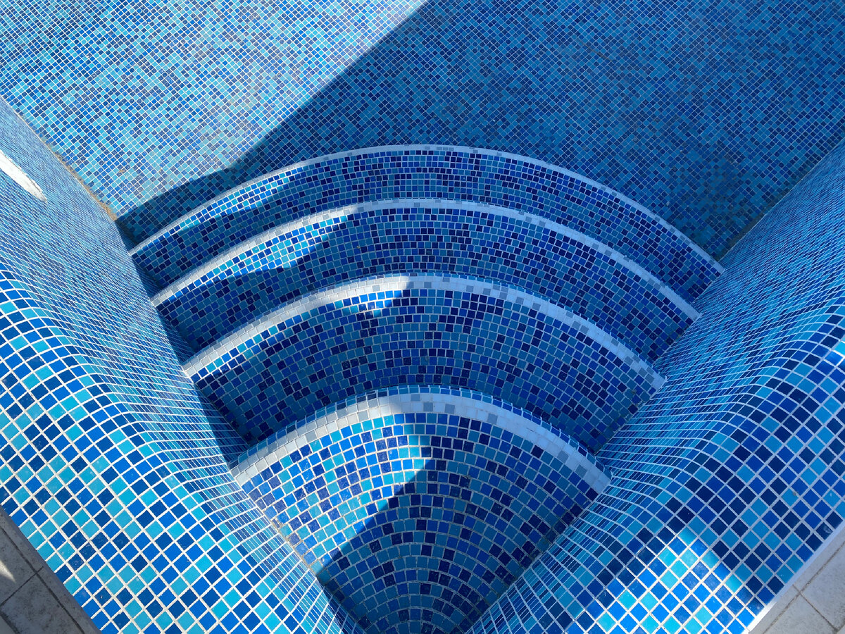 Отделка ступеней бассейна 