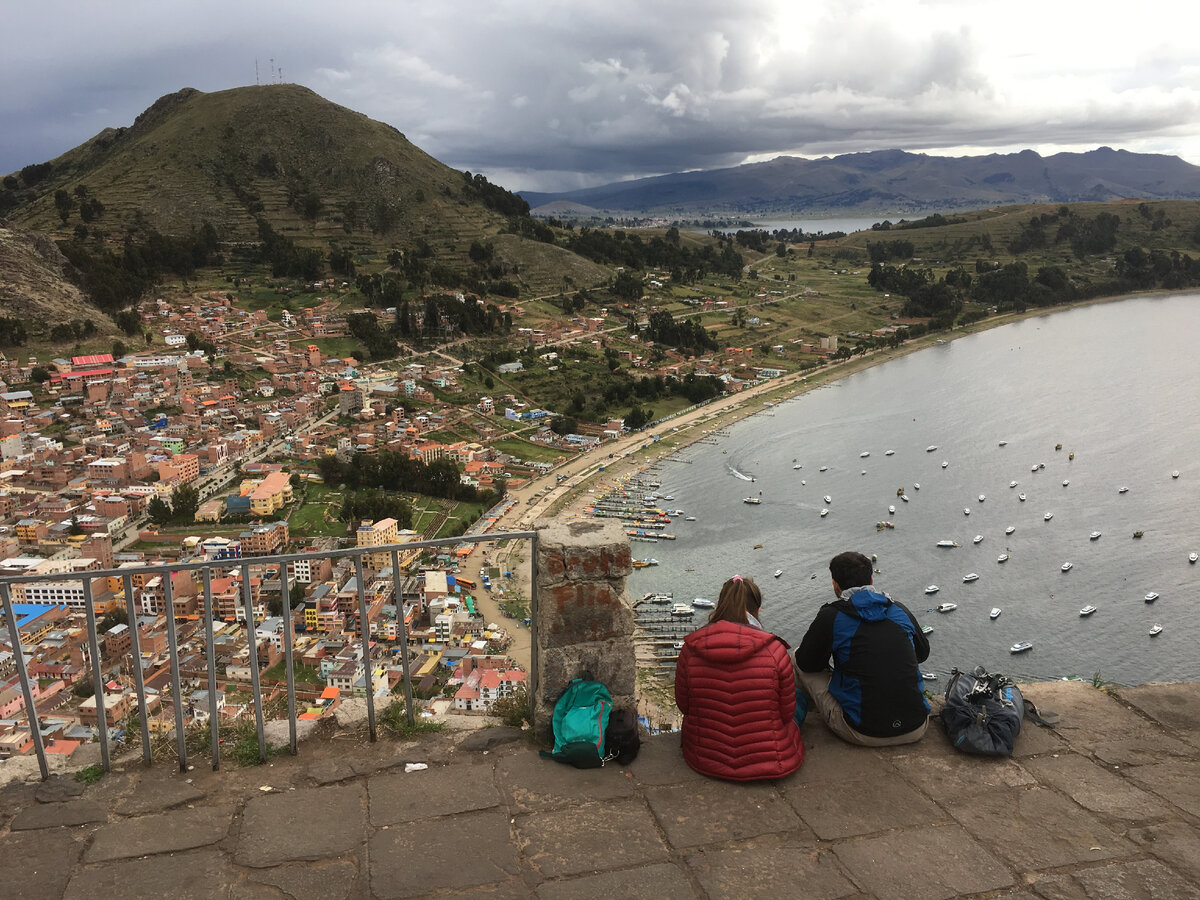 Озеро Титикака и город Копакабана. Боливия. Фото автора