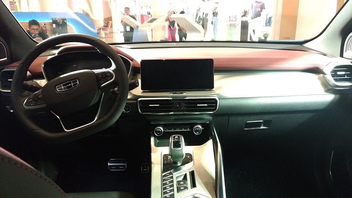 Выглядят китайские авто уже сейчас намного дороже, чем они стоят                        Areaseven, CC BY-SA 4.0 <https://creativecommons.org/licenses/by-sa/4.0>, via Wikimedia Commons