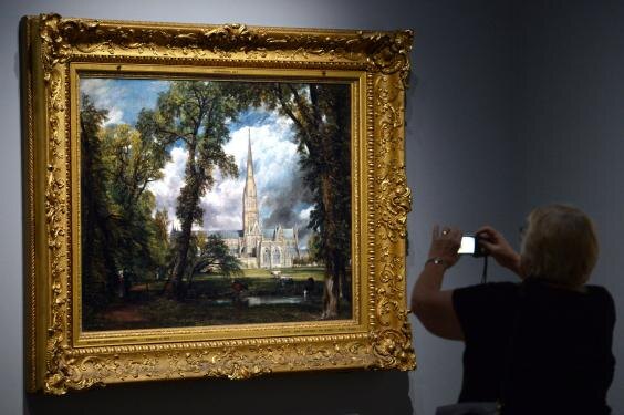 По итогам исследования, проведенного в Фэрфилдском университете в 2003 году, выяснилось, что фотографирование ухудшает нашу память. Фото: Getty