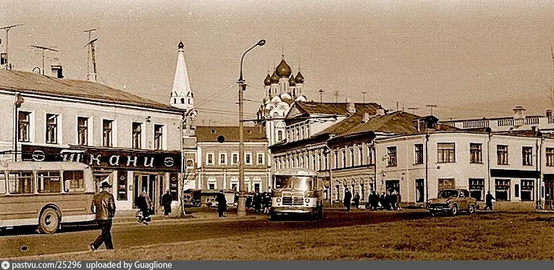 Таганская площадь, 1960 - 1965 г. Подпись на вотермарке: uploaded by Guaglione.