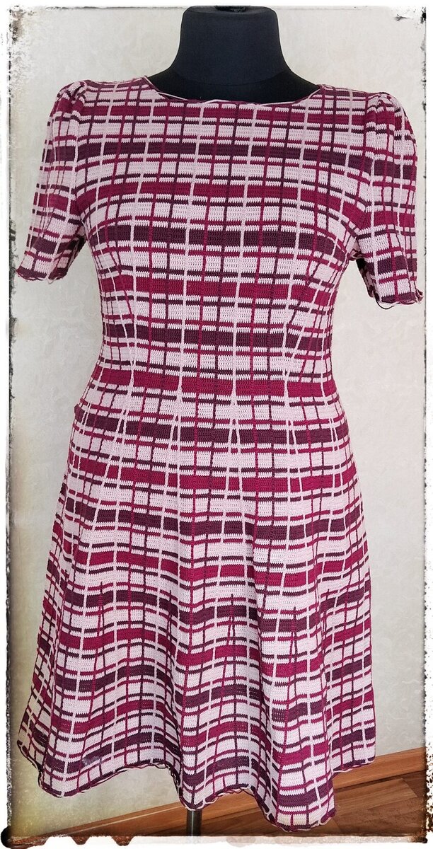 Платье в клетку