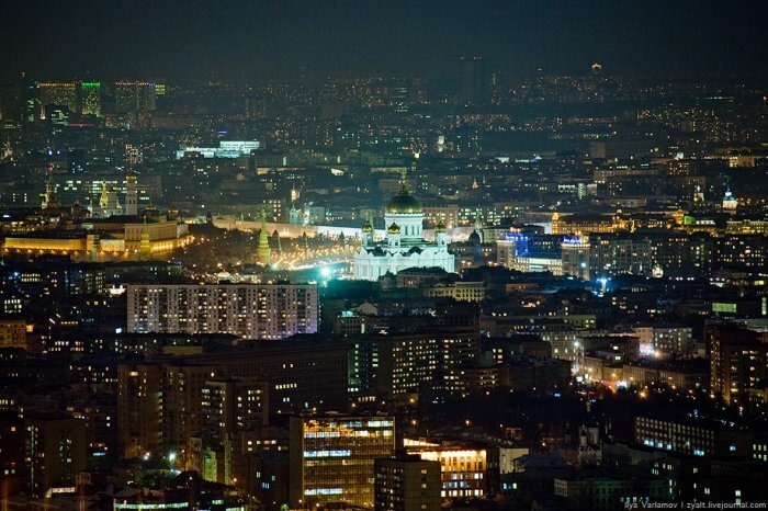 Место, которое приглядела Любаша. Одна из крыш на Мосфильмовской улице (из свободного инета)