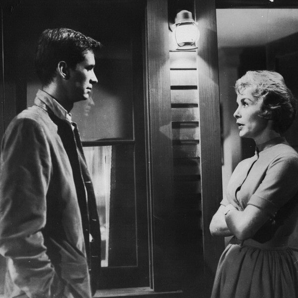     Мастер саспенса: 7 фильмов Альфреда Хичкока, покоривших мир