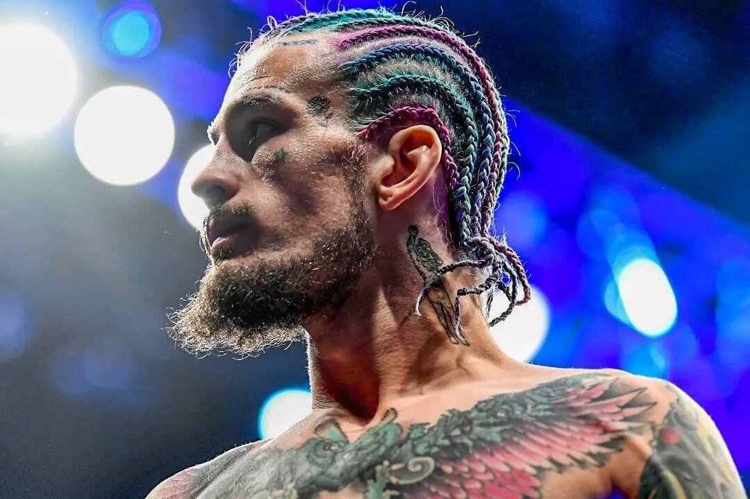     «Русские безумны»: американский боец UFC попробовал популярное русское блюдо и разочаровался
