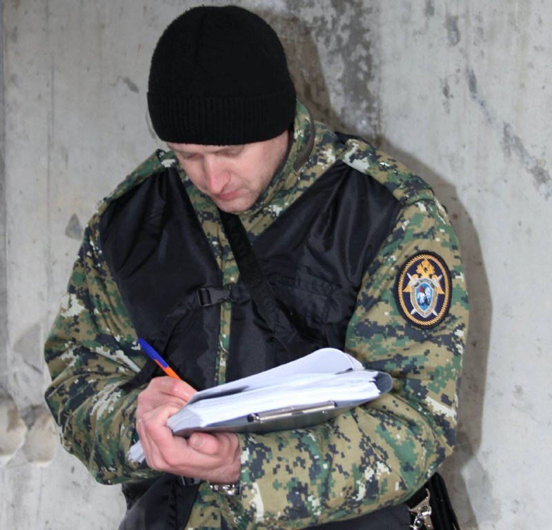    В Югре возбуждено уголовное дело после гибели женщины в яме с горячей водой