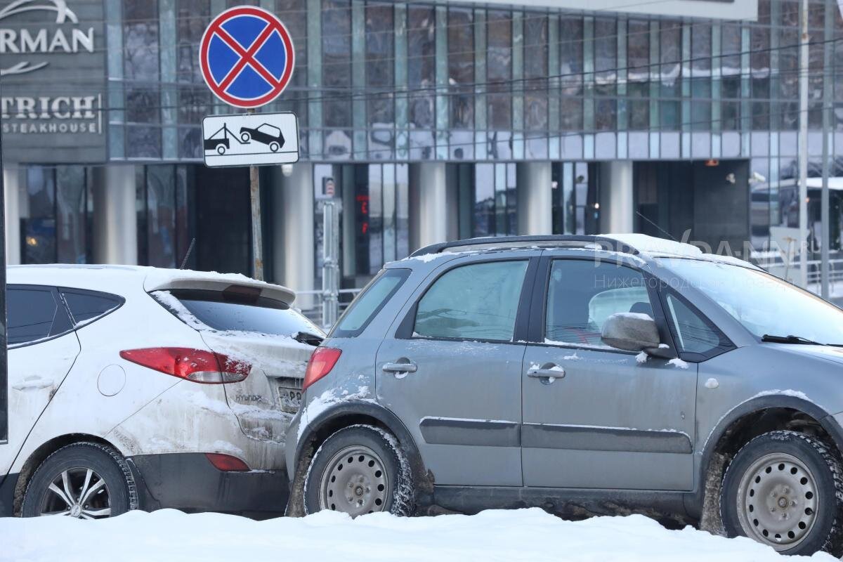    Водители общественного транспорта пожаловались на затруднения при выезде с автобусной остановки Анастасия Красушкина