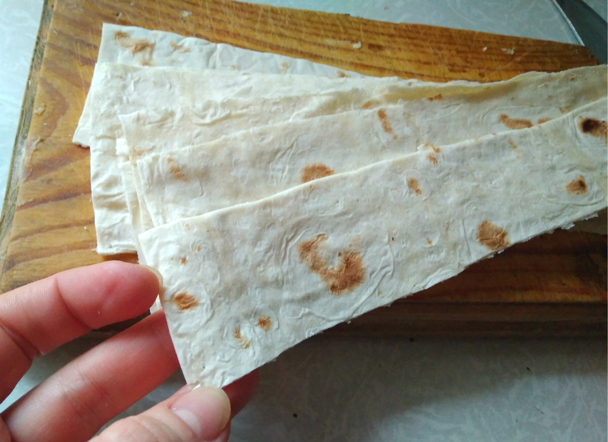 Как резать лаваш