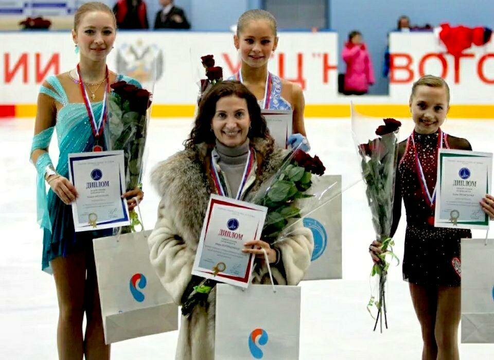 Этери   Тутберидзе и Полина Шелепень