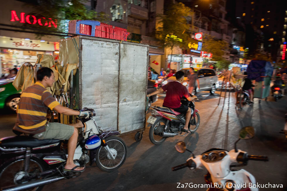 Иногда приходится брать на буксир шкафы