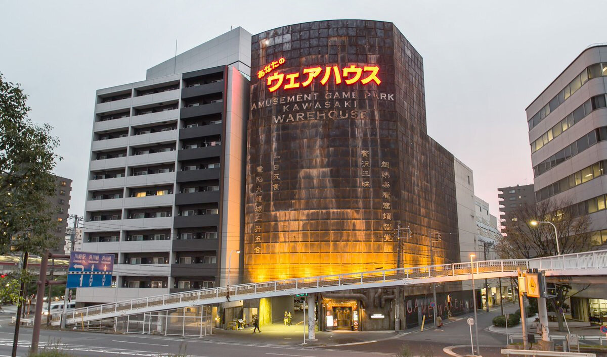 Warehouse Kawasaki в Токио 