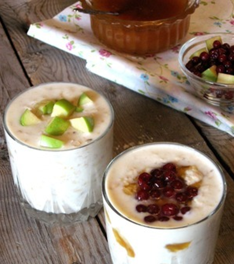 "Завтрак президента" Каша овсяная с фруктами.