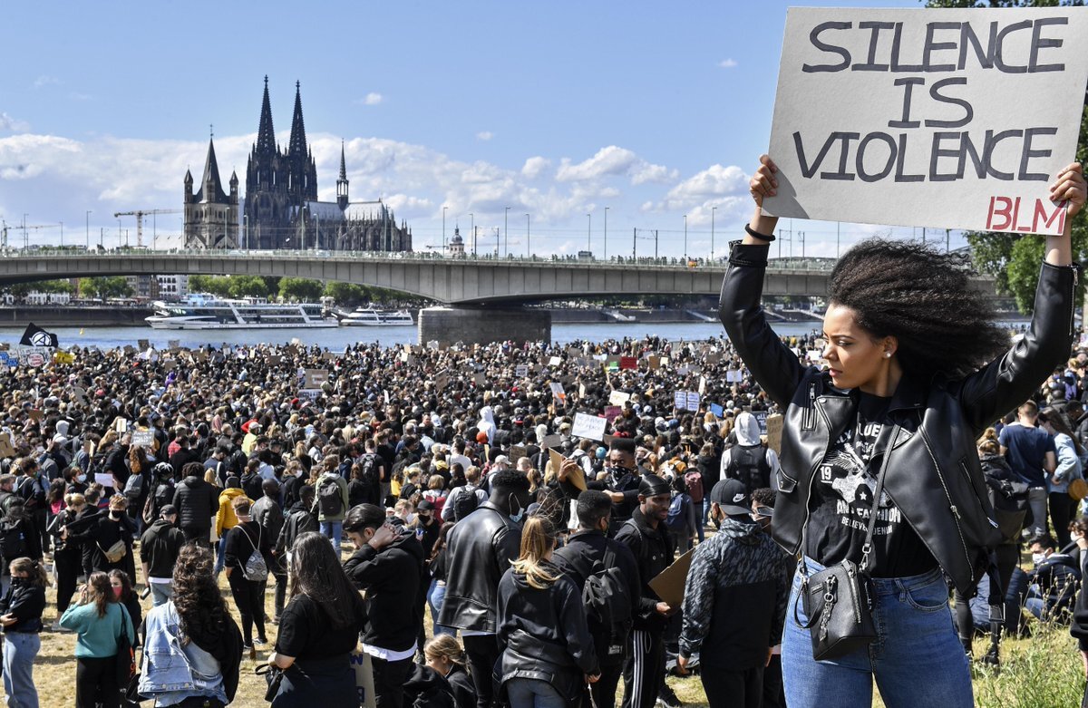 Black lives. США Black Lives matter. Black Lives matter расизм. Black Lives matter 2020. Протесты 2020 в мире.