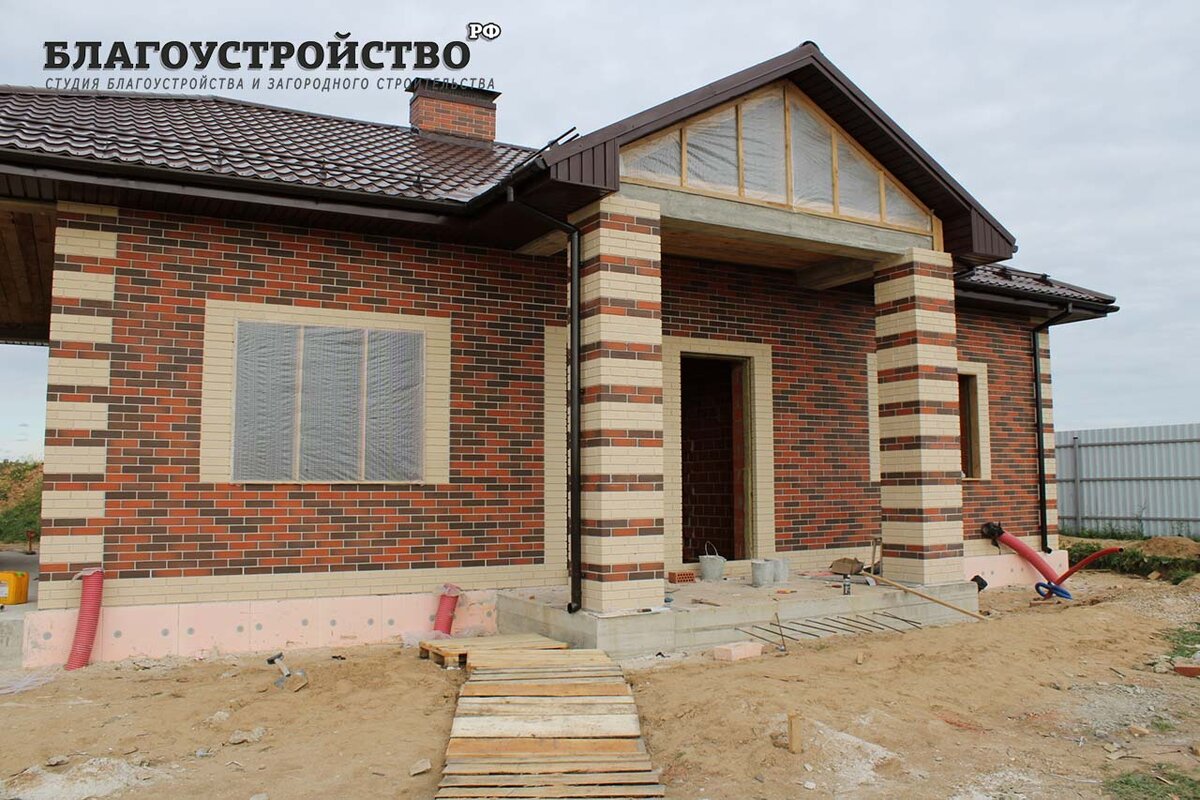 кирпичный дом