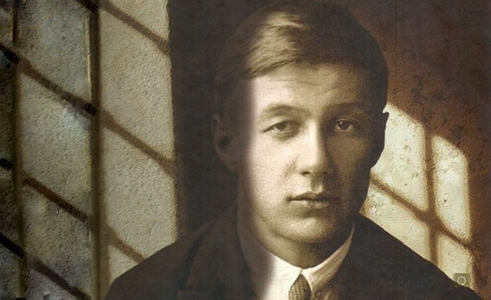 Борис Корнилов