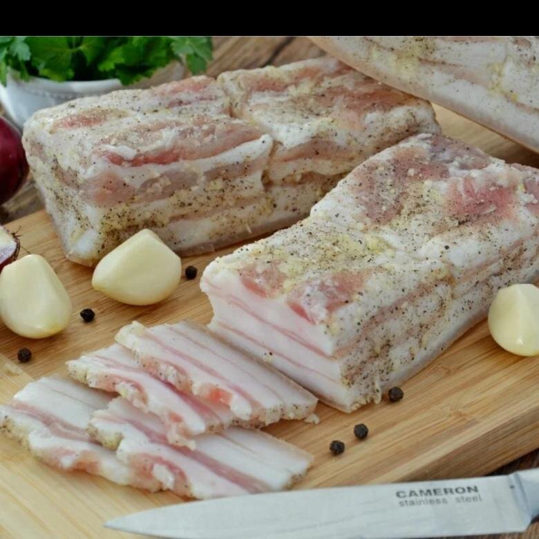 Домашнее сало.