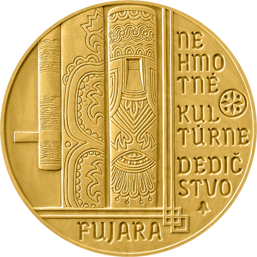 На реверсе монеты 100 евро, размещено: изображена фуяра
внизу надпись "FUJARA"