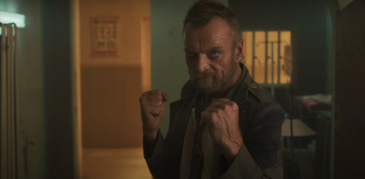 Стража 2020. Сериал Стражи Терри Пратчетт. Стража сериал Пратчетт. Ричард Дормер Стражи сериал. Стража боевик Великобритания, 2020, 1 сезон.