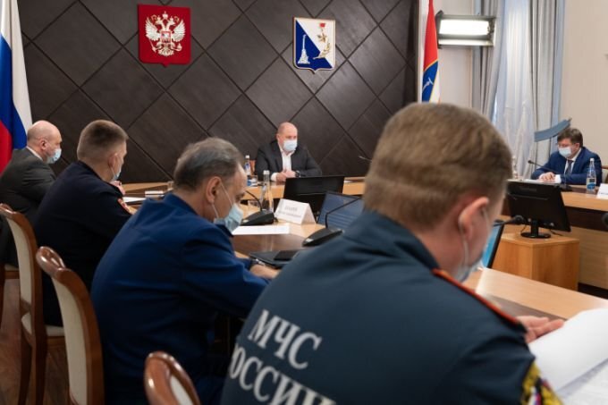 Заседание городского оперативного штаба по борьбе с коронавирусом. Фото: sev.gov.ru