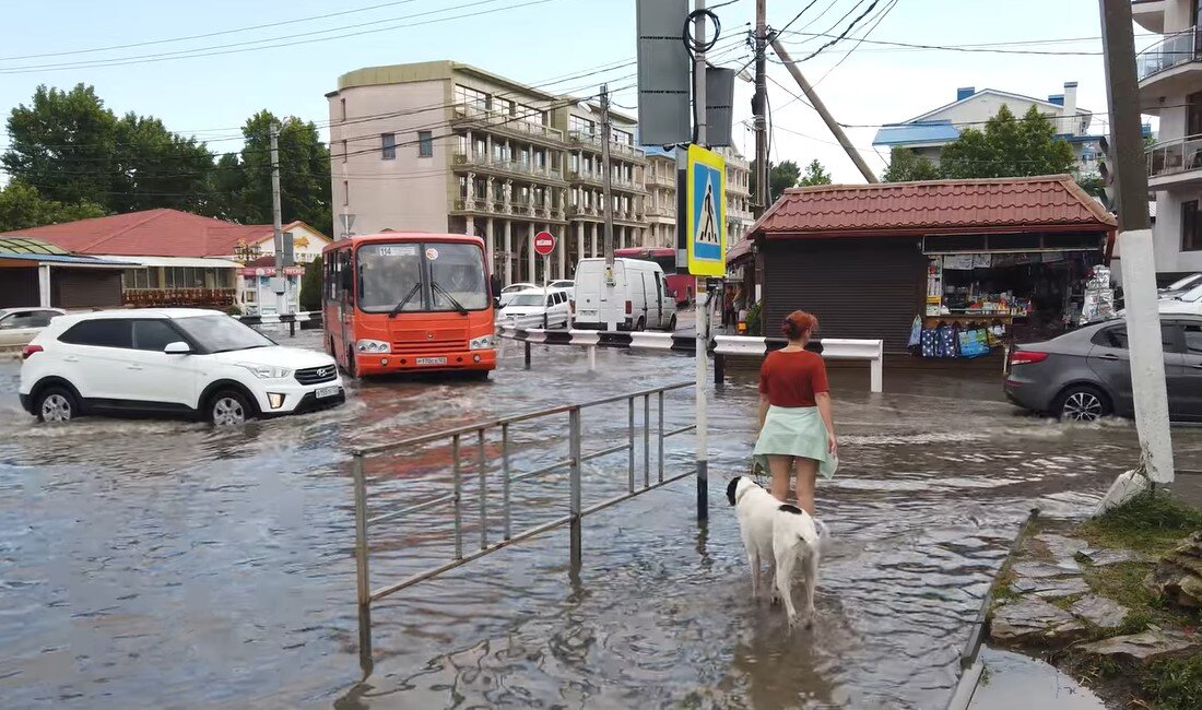 Ситуация днем в Витязево (17 июня 2021)