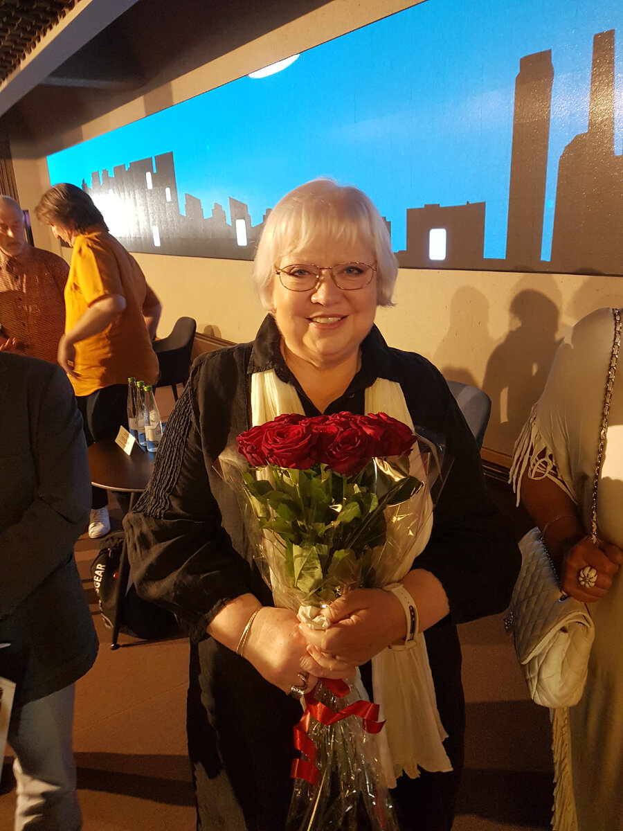 Светлана Крючкова снова во МХАТе имени Горького. Фото автора