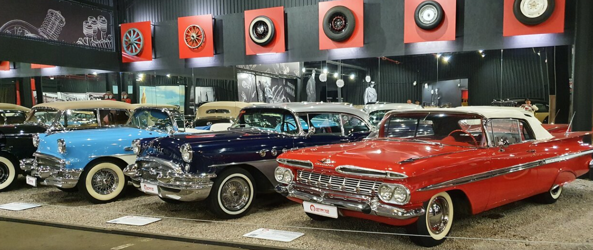 Источник фото: официальный сайт музея "Автомобили Мира" www.automuseum.ru/