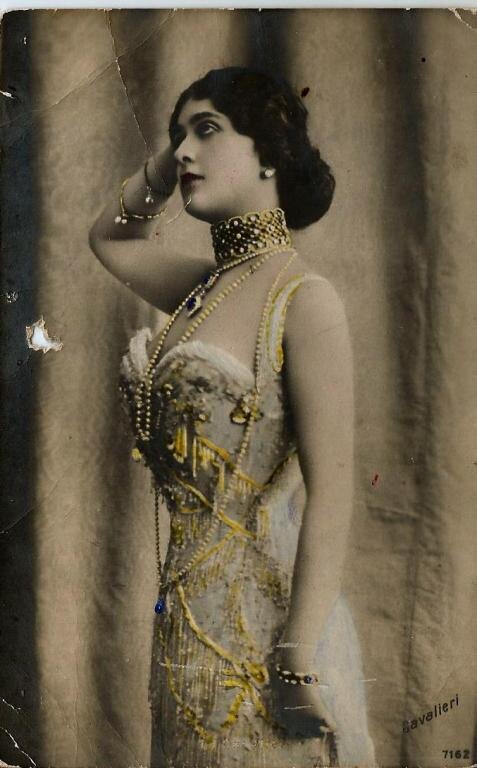 Лина Кавальери