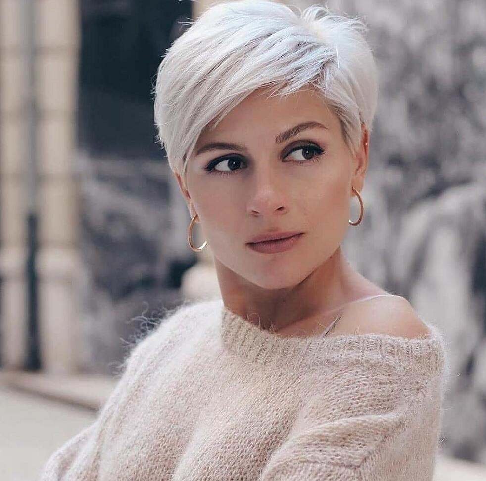 Источник фото: https://www.herstylecode.com/wp-content/uploads/2020/05/best-short-haircuts-2022.jpg