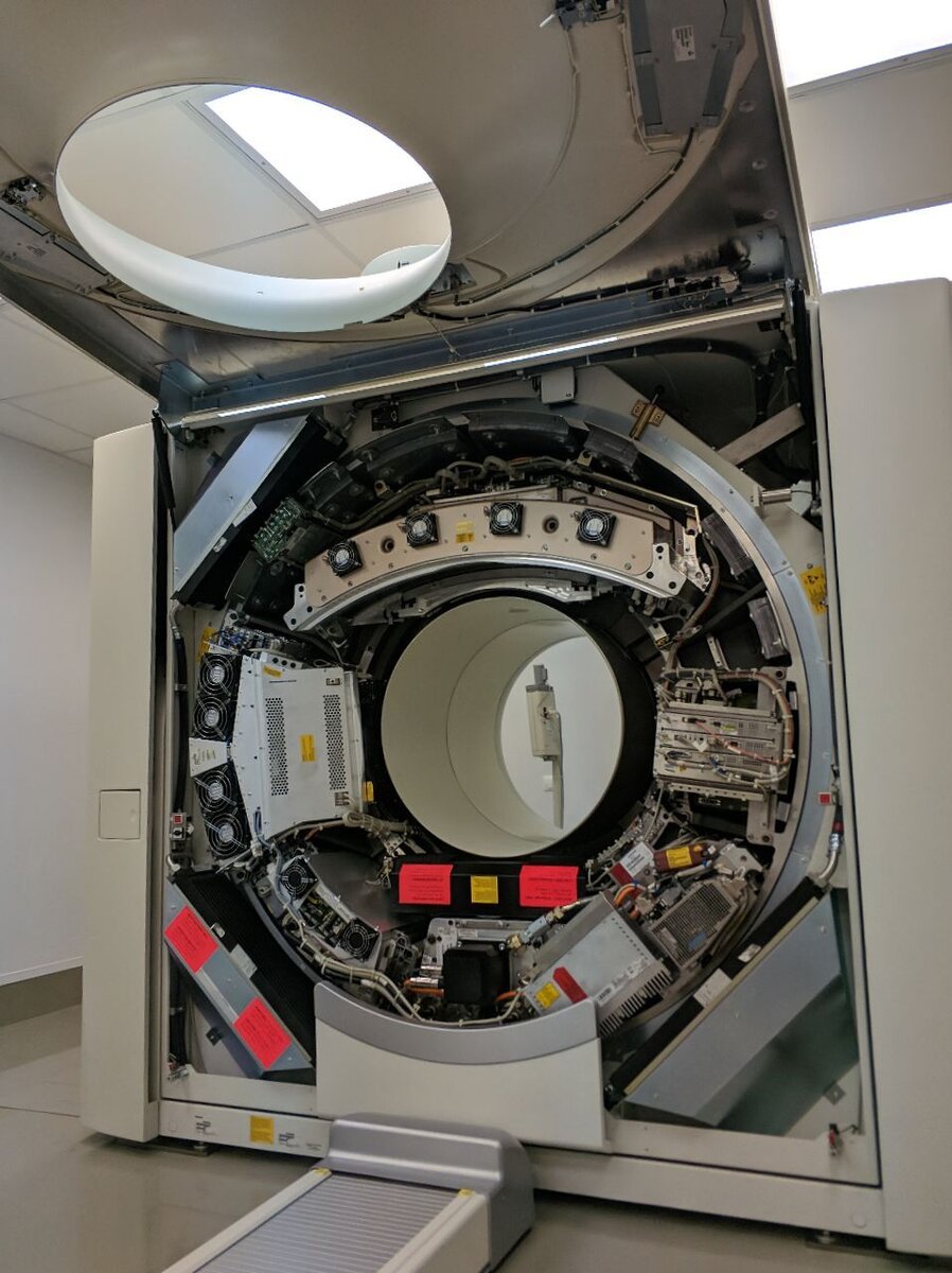 Внутри рентгеновского аппарата расположена настоящая мини атомная станция 