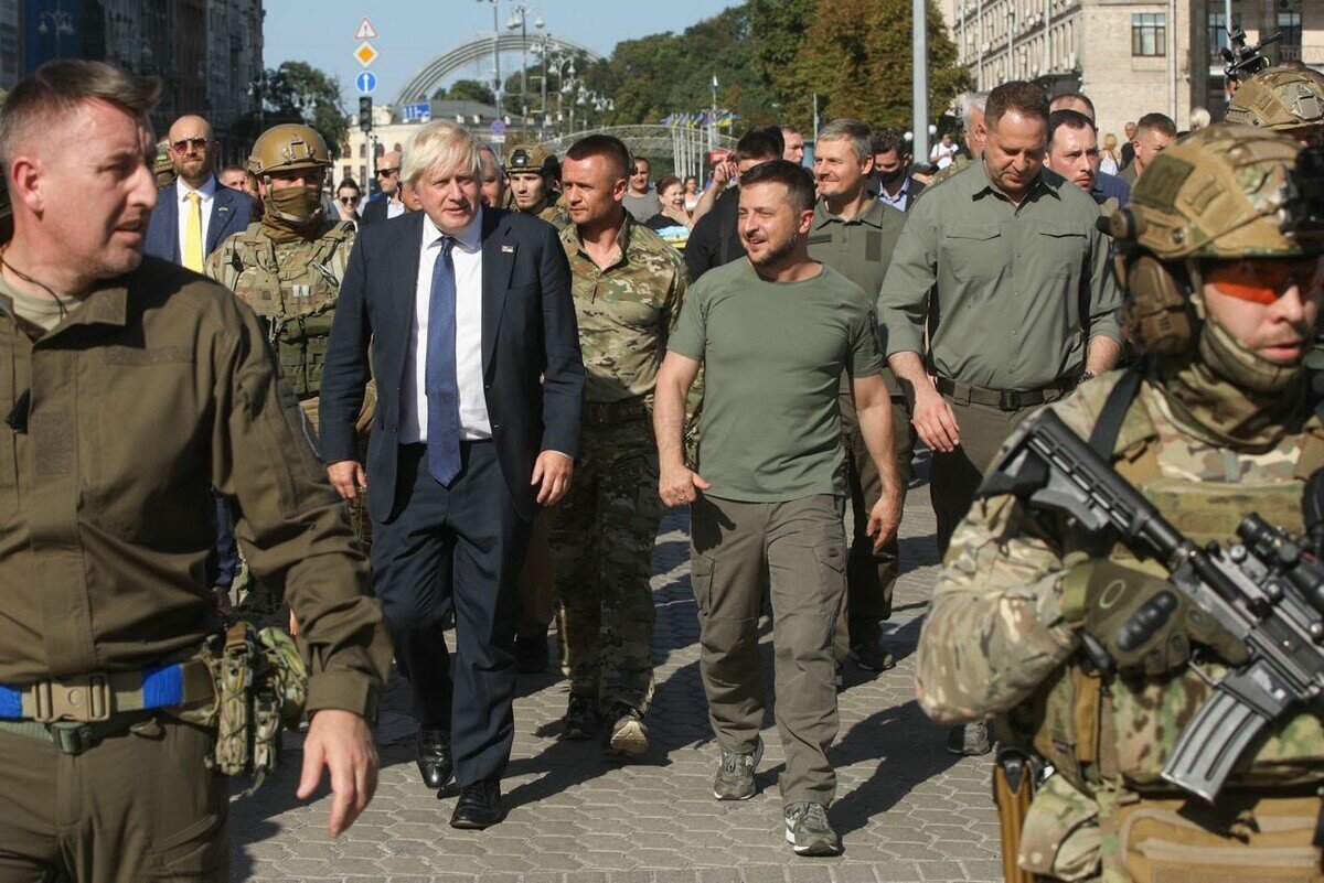 Последние новости на сегодня 28.08 2024. Встреча военных.